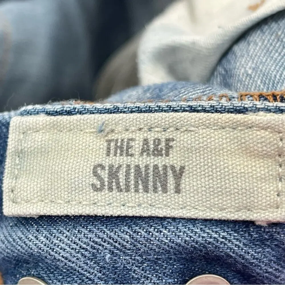 Abercrombie & Fitch Skinny Button Fly Jeans Size 32 x 30